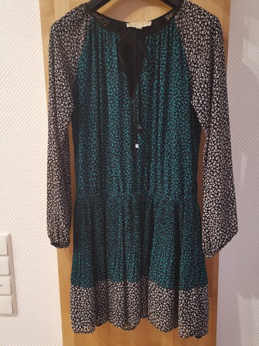 Damenkleid mit