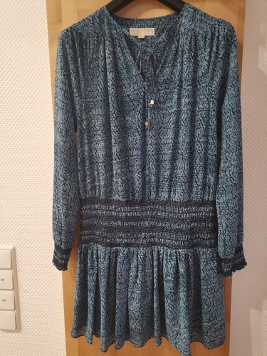 Damenkleid blau mit